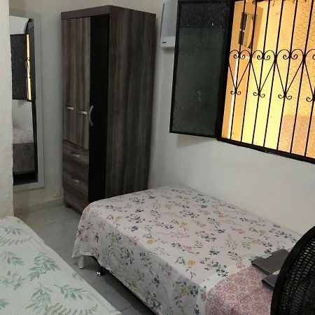 Casa de Hóspedes Manaus - Dormitórios com cozinha Exterior foto